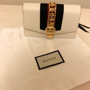 Gucci Sylvie Super Mini